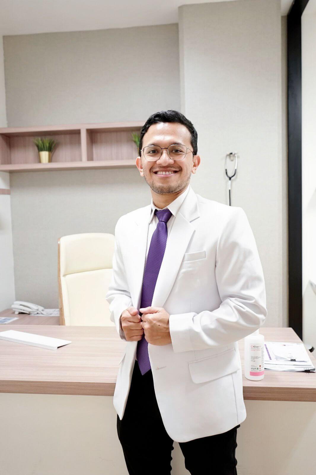 Dr. dr. Andi Raga Ginting, SpPD, K-R